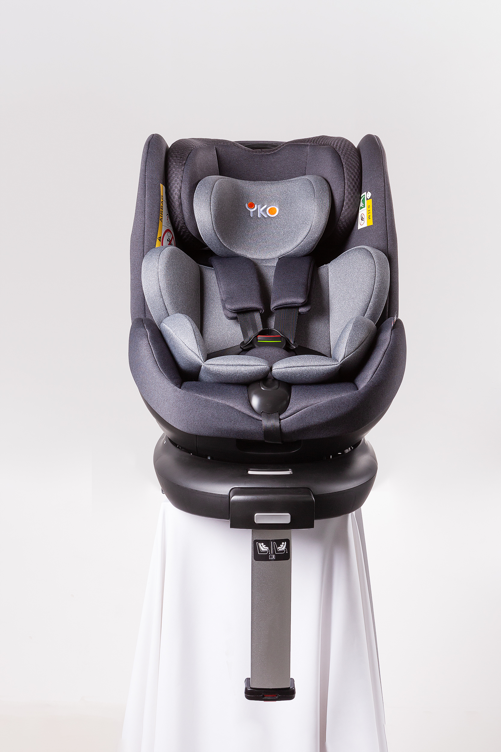 Brown Europe Standard Child Car Seat for Sale in Germany